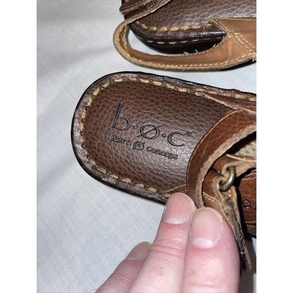Born Casual Sandals Women’s Size 7 Medium Brown Leather Ankle Strap Side Tear - Picture 2 of 12